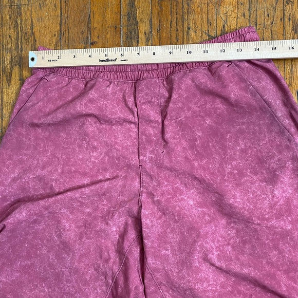 Lululemon WGVP Plum Pace Breaker Shorts 9" Lined Men's Size M - Picture 9 of 11
